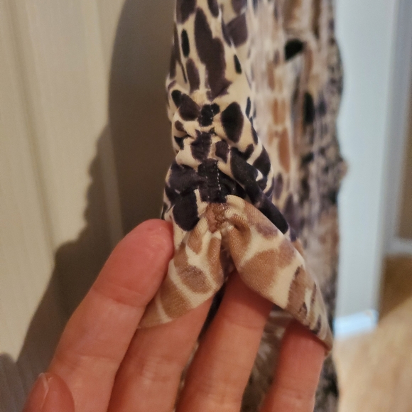 Short Sleeve Wrap Dress - Picture 4 of 6